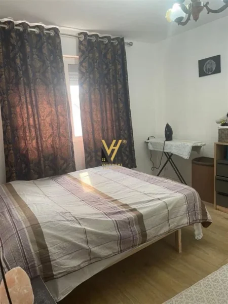 Tirane, jepet me qera apartament 1+1+Ballkon Kati 4, 56 m² 500 € (FERIT XHAJKO)