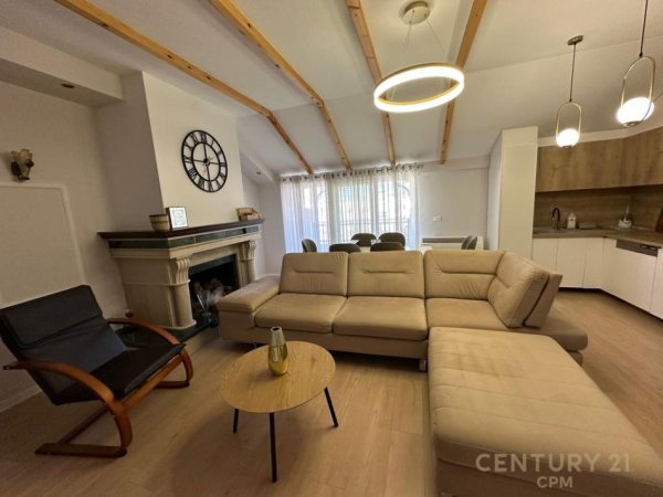 Tirane, jepet me qera apartament 1+1 Kati 10, 70 m² 750 € (Komunen E Parisit)