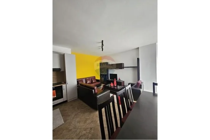 Tirane, jepet me qera apartament 2+1+Ballkon , 110 m² 550 € (Astir)