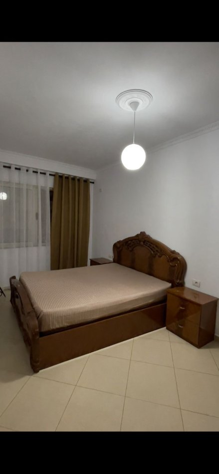 Tirane, jepet me qera apartament 1+1 Kati 4, 60 m² (Tek Hipoteka Tiranes)