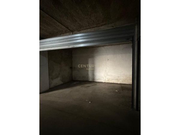 Tirane, jepet me qera apartament 1+1 Kati 3, 73 m² 650 € (kodra e diellit)