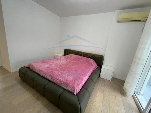 Tirane, jepet me qera apartament 1+1 Kati 2, 80 m² 650 € (Kopshti Zoologjik)