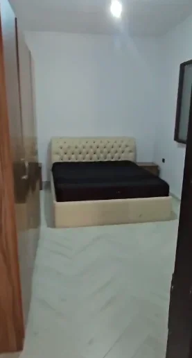 Tirane, jepet me qera apartament 2+1+Ballkon Kati 1, 90 m² 400 € (Don Bosko)