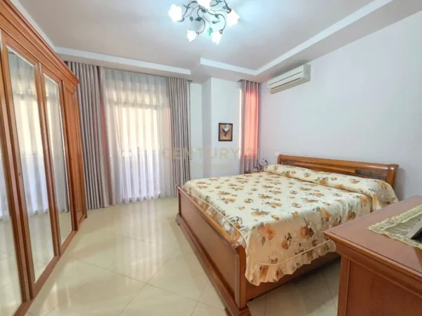 Tirane, shitet apartament 3+1+Aneks+Ballkon Kati 4, 166 m² 470.000 € (Kopshti Botanik)