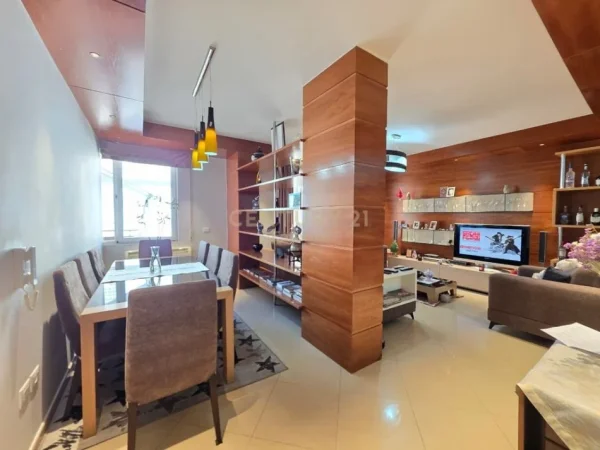 Tirane, shitet apartament 3+1+Aneks+Ballkon Kati 4, 166 m² 470.000 € (Kopshti Botanik)