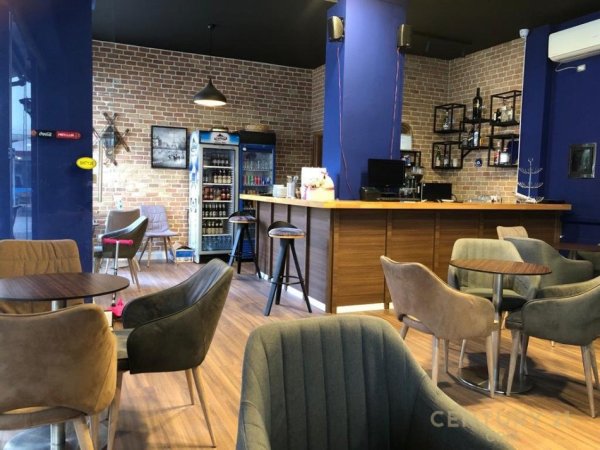 Tirane, shitet bar-kafe Kati 0, 150 m² 180.000 € (21 Dhjetori , Kompleksi Magnet)