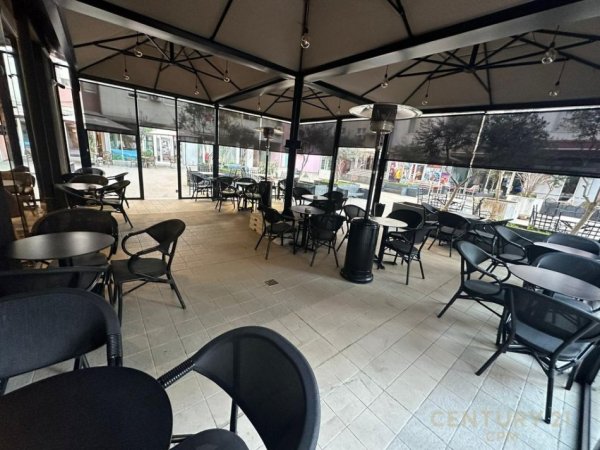 Tirane, shitet bar-kafe Kati 0, 150 m² 180.000 € (21 Dhjetori , Kompleksi Magnet)