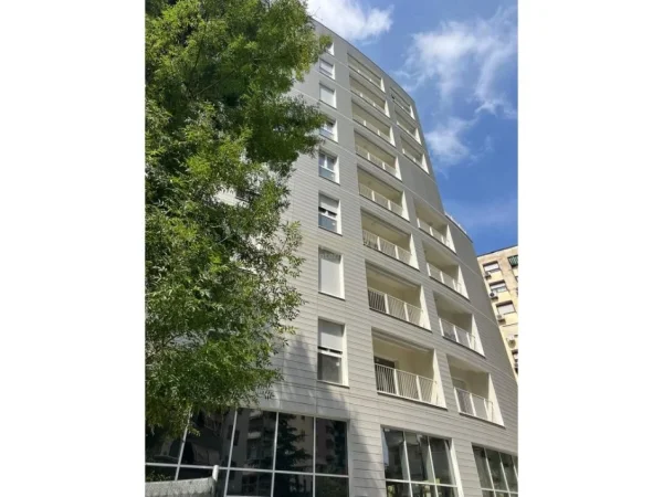 Tirane, jepet me qera zyre Kati 2, 119 m² 1.000 € (Rr.e Elbasanit)
