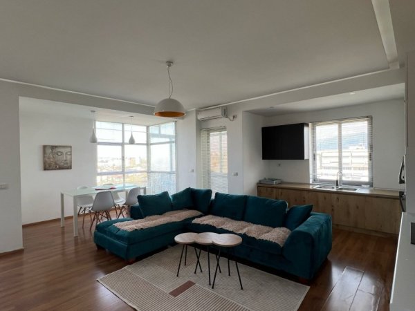 Tirane, jepet me qera apartament 2+1+Ballkon Kati 9, 125 m² 600 € (Astir)