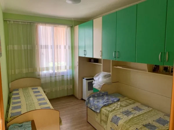 Tirane, jepet me qera apartament 2+1+Aneks+Ballkon Kati 8, 95 m² 750 € (Stacioni i Trenit , Bulevardi Zogu 1)