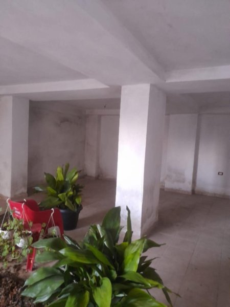 Korce, shes ambjent biznesi Kati -1, 65 m² (rruga pandeli vangjeli)