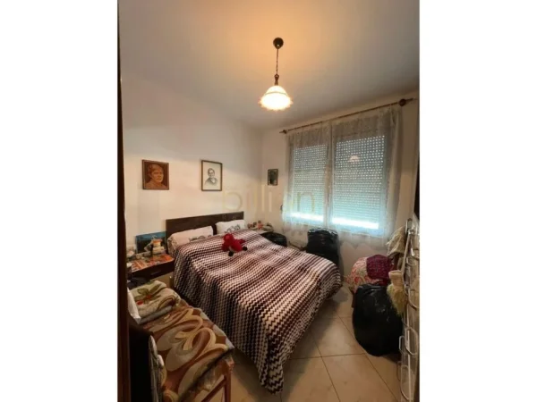 Tirane, shitet apartament 1+1+Ballkon Kati 9, 70 m² 160.000 € 