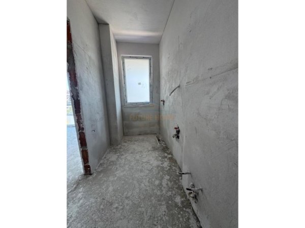 Tirane, shitet apartament 2+1 Kati 4, 131 m² 209.000 € (Lake Side Rezidence,Liqeni i Thate.)