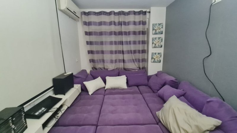 Tirane, jepet me qera apartament 2+1 Kati 3, 80 m² 550 € (Kompleksi Kontakt 21 Dhjetori)