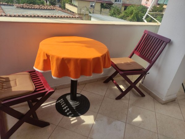 jepet me qera Vile 2+1+Aneks+Ballkon Kati 3, 90 m²