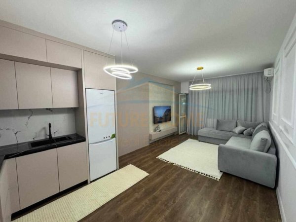 Tirane, shitet apartament 1+1+Ballkon Kati 1, 62 m² 105.000 € (YZBERISHT)