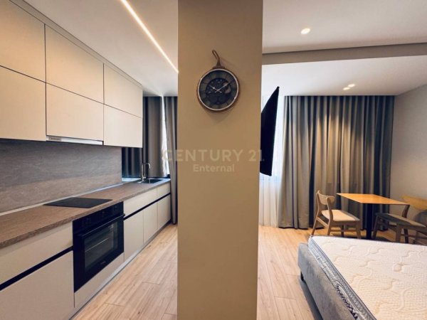 Tirane, jepet me qera apartament Kati 2, (Rruga Luigj Gurakuqi)