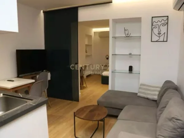 Tirane, shitet apartament 3+1+Ballkon Kati 1, 110 m² (Rruga Mine Peza)