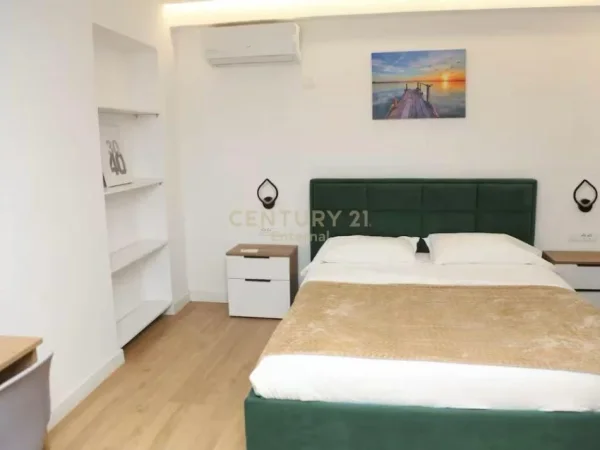 Tirane, shitet apartament 3+1+Ballkon Kati 1, 110 m² (Rruga Mine Peza)