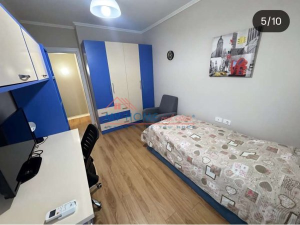 Tirane, jepet me qera apartament duplex 2+1+Ballkon , 109 m² 700 € (Kodra e Diellit 2)