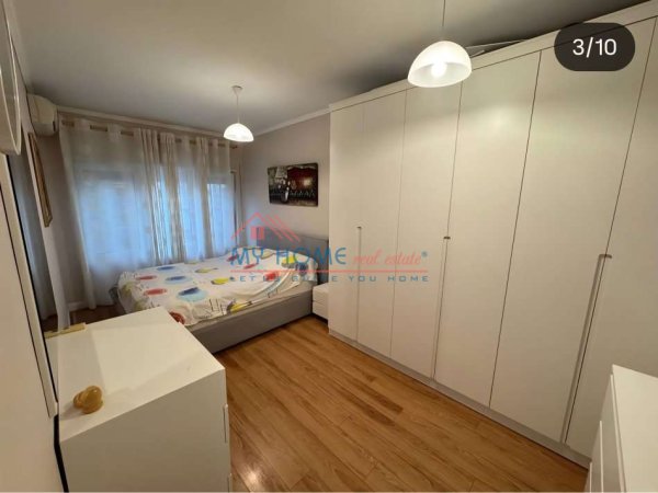 Tirane, jepet me qera apartament duplex 2+1+Ballkon , 109 m² 700 € (Kodra e Diellit 2)