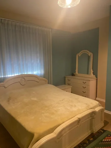 Tirane, jepet me qera apartament 2+1+Aneks+Ballkon Kati 2, 100 m² 700 € (Vasil Shanto)