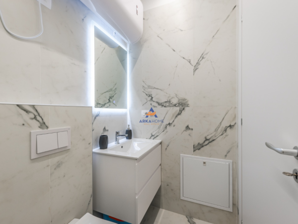 Tirane, jepet me qera apartament 1+1+Ballkon Kati 4, 55 m² 700 € (RRUGA ISLAM ALLA, MYSLYM SHYRI)