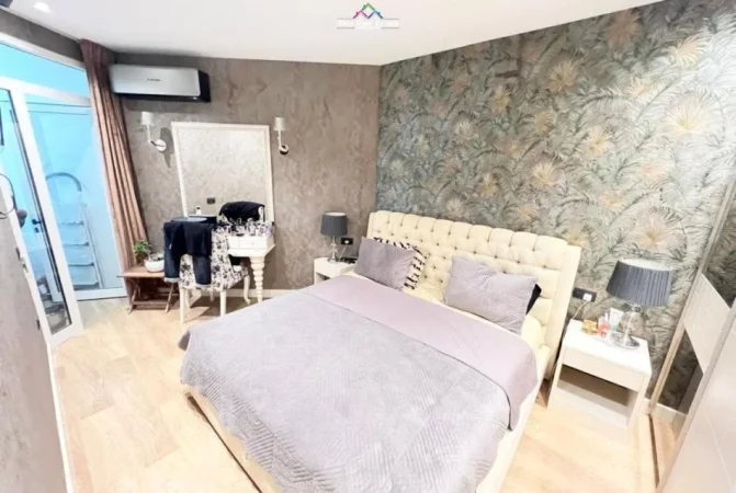 Tirane, shitet apartament 2+1+Ballkon Kati 4, 82 m² 211.000 € (Kopshti Zoologjik)