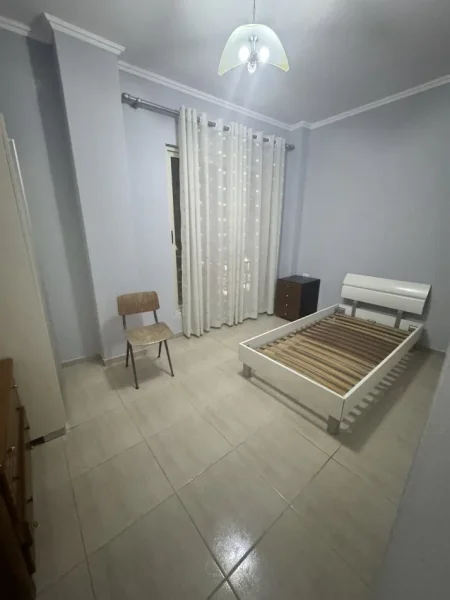 Tirane, jepet me qera apartament 2+1+Aneks+Ballkon Kati 2, 100 m² 490 € (Rr. Besim Alla te Cabejt, Misto Mame)