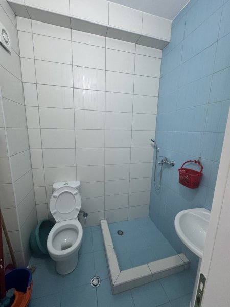 Tirane, jepet me qera apartament 2+1+Aneks+Ballkon Kati 2, 100 m² 490 € (Rr. Besim Alla te Cabejt, Misto Mame)