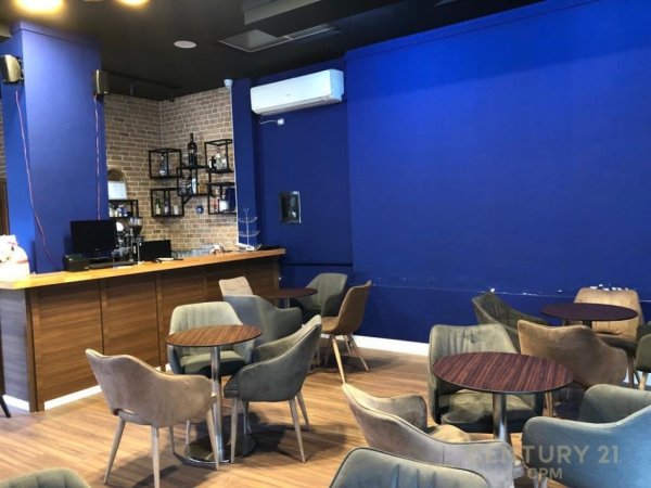 Tirane, shitet bar-kafe Kati 0, 150 m² 180.000 € (21 Dhjetori)