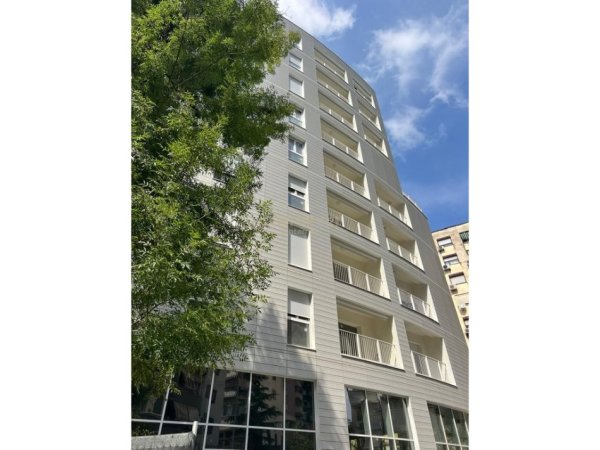 Tirane, jepet me qera zyre Kati 2, 119 m² 1.000 € (Prane Air Albania)