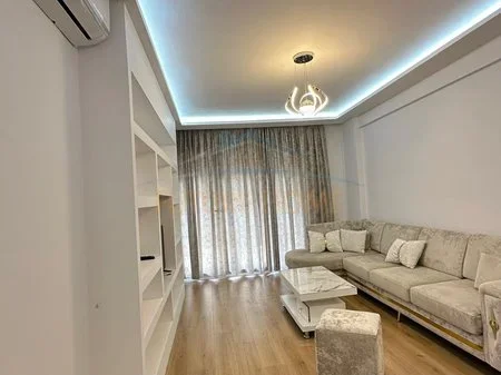 Tirane, jepet me qera apartament 1+1+Ballkon Kati 5, 73 m² 550 € (rruga Don Bosko)