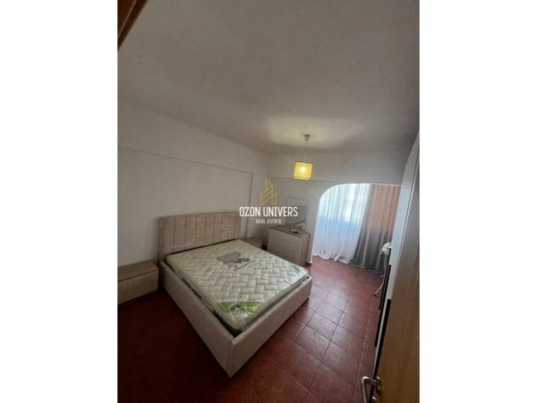 Tirane, jepet me qera apartament 2+1 Kati 9, 85 m² 650 € (Komuna e Parisit)