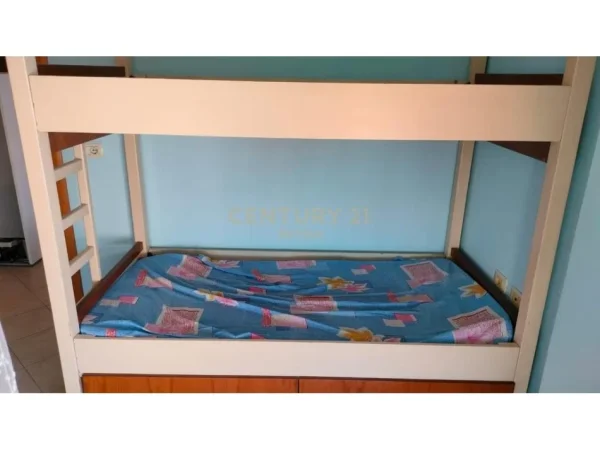 Tirane, jepet me qera apartament 2+1 Kati 7, 74 m² 450 € 