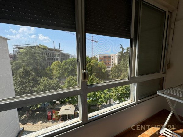 Tirane, jepet me qera apartament 1+1 Kati 3, 51 m² 450 € 