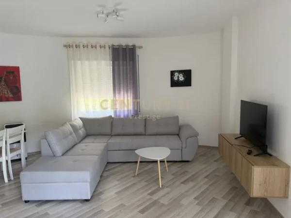Tirane, shitet apartament 1+1 Kati 1, 78 m² 97.000 € (FRESK)