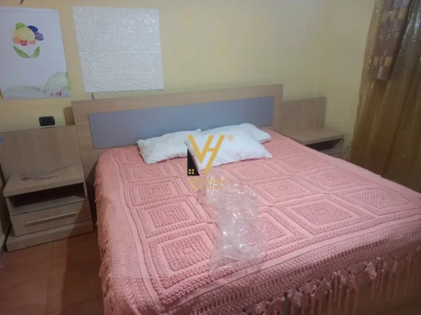 Tirane, jepet me qera apartament 2+1+Ballkon Kati 2, 80 m² 650 € (21 DHJETORI)