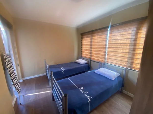 Ish Shqiponja, jap me qera 2+1 Kati 2, 500€/muaj (neto i padiskutueshem) (Raiffeisen bank, Laprake)