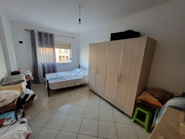 SHITET Apartament 1+1  📍Astir, prane Fratarit 🏢Kati: 7, me ashensor  📐Sip. 60m² Neto, 70m² Bruto  💶 Çmimi : 94.500€ Shitet Bosh