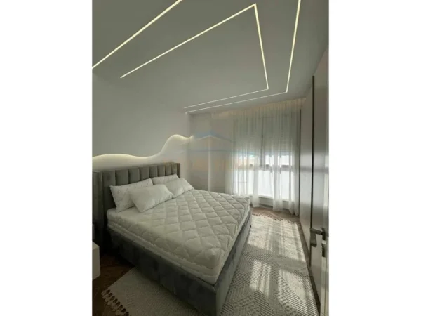 Tirane, shitet apartament 2+1 Kati 6, 112 m² 285.000 € (ISH PARKU)