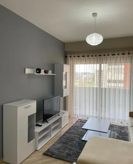 Tirane, jepet me qera apartament 1+1+Ballkon , 68 m² 560 € 
