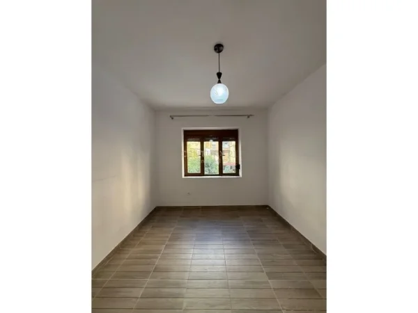 Tirane, jepet me qera apartament 1+1 , 71 m² 109.000 € 