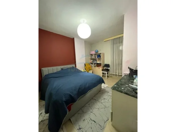 Tirane, jepet me qera apartament 2+1 Kati 3, 96 m² 600 € (Yzberisht , Prane Eco Market)