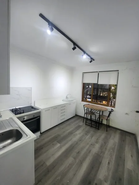 Tirane, shes apartament 2+1 Kati 2, 85 m² 250.000 € 