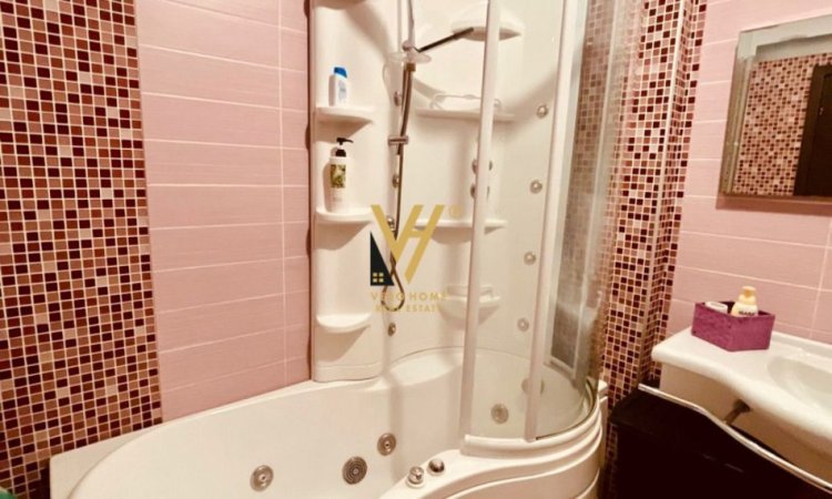 Tirane, jepet me qera apartament 1+1+Ballkon Kati 3, 83 m² 600 € (ISH EKSPOZITA)