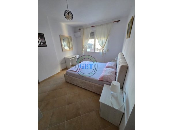 Durres, jepet me qera apartament 2+1 Kati 4, 80 m² 400 € (Plazh)