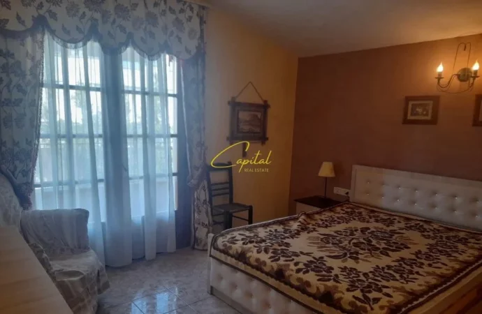 Tirane, jepet me qera apartament 2+1 Kati 3, 130 m² 600 € (KRISTAL CENTER)