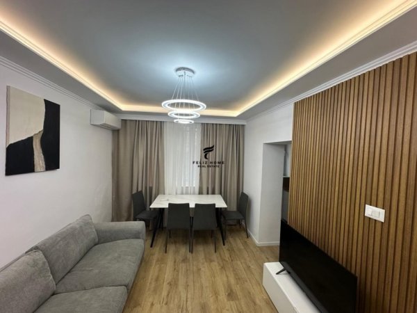 Tirane, jepet me qera apartament 2+1 Kati 1, 83 m² 700 € (RRUGA KAVAJES)
