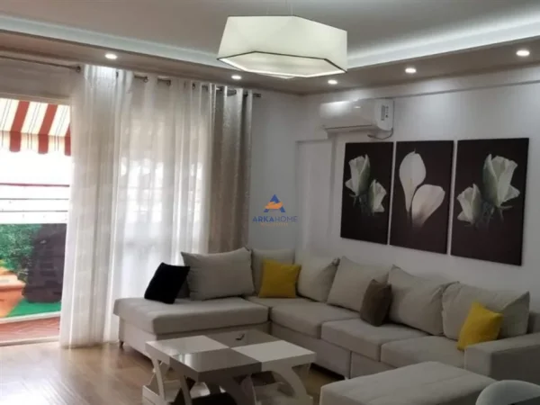 Tirane, shitet apartament 2+1+Ballkon Kati 10, 124 m² 250.000 € (KOMPLEKSI VIZION PLUS, DON BOSKO)
